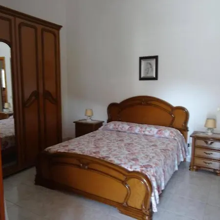 A Canneto Casa Sole A Pochi Passi Dal Mare