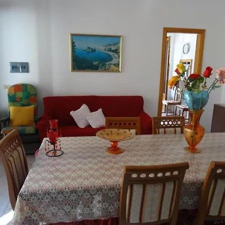 A Canneto Casa Sole A Pochi Passi Dal Mare Prázdninový dům