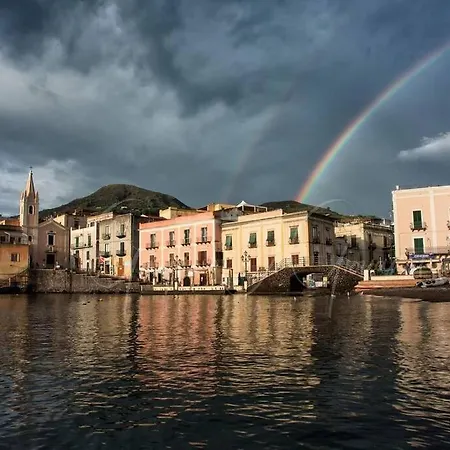 A Canneto Casa Sole A Pochi Passi Dal Mare * Canneto (Lipari)